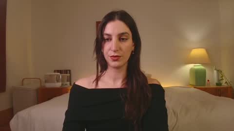Snapshot of jsmine_ chatting on 02-19-25, 09:14 Jsmine and sometimes Beaulooks online show from 02-19-25, 09:14
