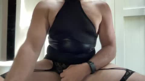 Just Enjoy the Show online show from 06-13-26, 05:00
