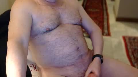 Snapshot of jtotheob chatting on 04-11-26, 01:10 jtotheob online show from 04-11-26, 01:10