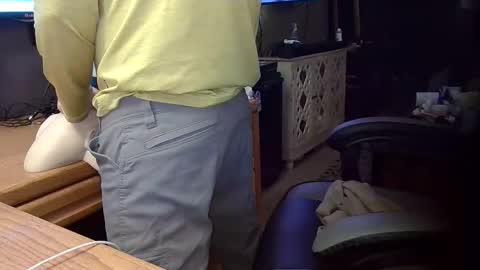 jtylor187 online show from 11-18-25, 02:06