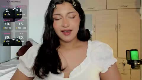 Snapshot of ju_kyung chatting on 10-28-25, 12:36 Ju Kyung online show from 10-28-25, 12:36