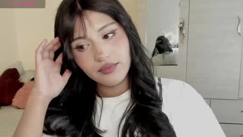 Snapshot of ju_kyung chatting on 11-13-25, 06:45 Ju Kyung online show from 11-13-25, 06:45