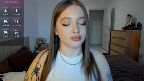 Julia and Julia online show from 02-23-25, 03:08