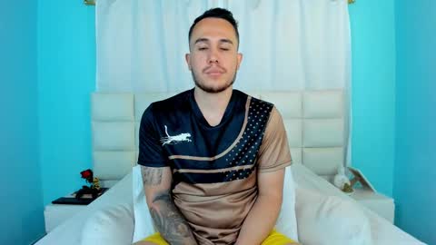 Snapshot of juan__jimenez chatting on 10-01-25, 10:05 Juan online show from 10-01-25, 10:05