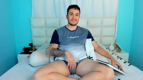 Snapshot of juan__jimenez chatting on 11-05-25, 11:49 Juan online show from 11-05-25, 11:49