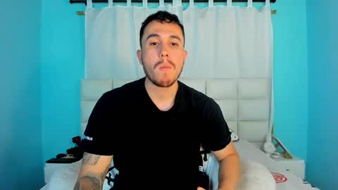 Snapshot of juan__jimenez chatting on 11-24-25, 11:26 Juan online show from 11-24-25, 11:26