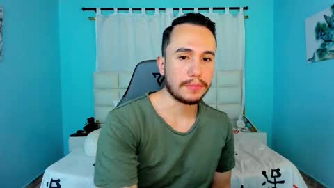 Snapshot of juan__jimenez chatting on 12-20-25, 11:34 Juan online show from 12-20-25, 11:34