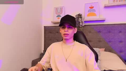 JUAM  online show from 09-18-25, 03:30
