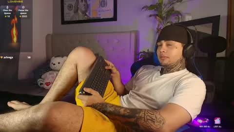 juan_alvarez18 online show from 03-07-26, 05:15