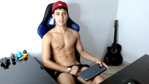 Snapshot of juan_da01 chatting on 12-03-24, 12:57 JuanDa online show from 12-03-24, 12:57