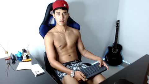 Snapshot of juan_da01 chatting on 01-12-25, 02:45 JuanDa online show from 01-12-25, 02:45