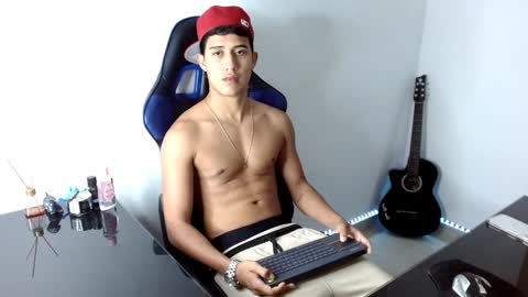 Snapshot of juan_da01 chatting on 01-18-25, 03:20 JuanDa online show from 01-18-25, 03:20