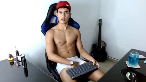 Snapshot of juan_da01 chatting on 02-05-25, 03:13 JuanDa online show from 02-05-25, 03:13