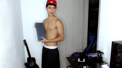 Snapshot of juan_da01 chatting on 02-11-25, 04:22 JuanDa online show from 02-11-25, 04:22