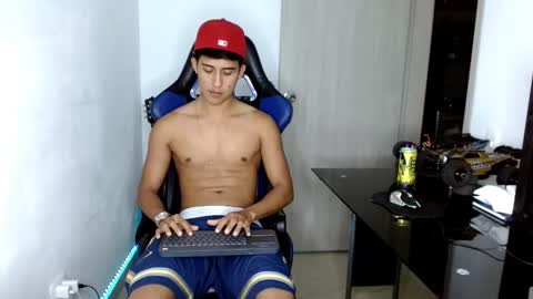 Snapshot of juan_da01 chatting on 02-18-25, 12:37 JuanDa online show from 02-18-25, 12:37