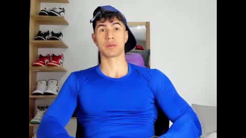 Snapshot of juan_fit2024 chatting on 12-21-24, 01:58 juan online show from 12-21-24, 01:58