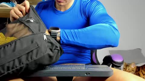 Snapshot of juan_fit2024 chatting on 12-21-24, 03:20 juan online show from 12-21-24, 03:20