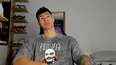 Snapshot of juan_fit2024 chatting on 12-26-24, 02:48 juan online show from 12-26-24, 02:48