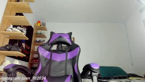 Snapshot of juan_fit2024 chatting on 03-08-25, 01:28 juan online show from 03-08-25, 01:28