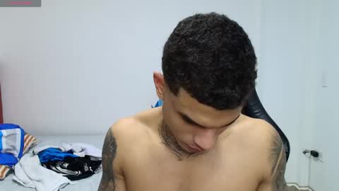 juan_gomez_1 online show from 05-19-26, 11:11