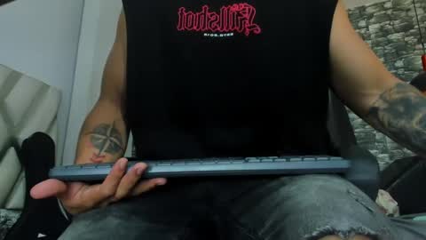 juan_jsmith online show from 03-02-25, 01:27