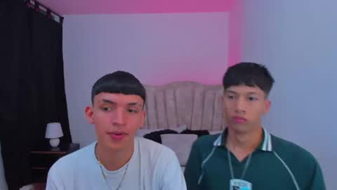 Snapshot of juan_nd_steven chatting on 10-11-25, 04:12 JuanSteven online show from 10-11-25, 04:12