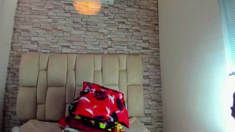 Snapshot of juan_prior chatting on 01-23-25, 06:35 JUAN online show from 01-23-25, 06:35