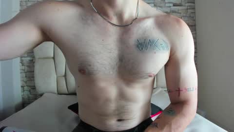 Snapshot of juan_prior chatting on 02-04-25, 12:44 JUAN online show from 02-04-25, 12:44