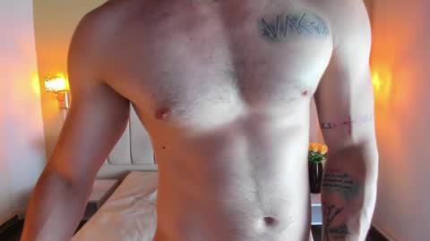 Snapshot of juan_prior chatting on 10-17-25, 08:00 JUAN online show from 10-17-25, 08:00