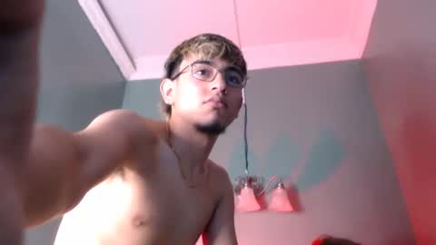 Snapshot of juan_saul1 chatting on 05-11-26, 07:22 juan_saul1 online show from 05-11-26, 07:22