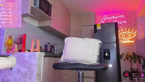 Snapshot of juana18quintero chatting on 10-26-25, 08:09 JUANA VALENTINA QUINTERO independent model ONLY FANS --- Juanaquintero online show from 10-26-25, 08:09