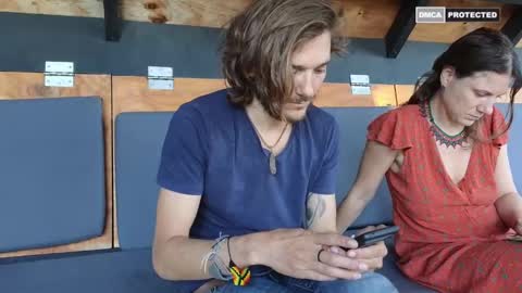 Juana1hin online show from 11-10-25, 10:20