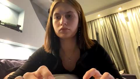 Snapshot of juanastrefeler chatting on 11-03-25, 02:07 Lola online show from 11-03-25, 02:07