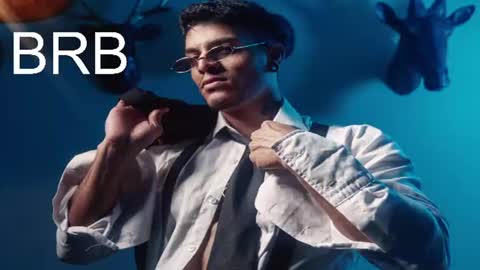 Juan Esteban online show from 06-28-26, 11:27