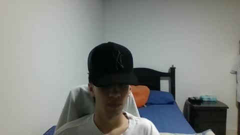 Snapshot of juanboytw chatting on 01-27-25, 12:33 juanboytw online show from 01-27-25, 12:33