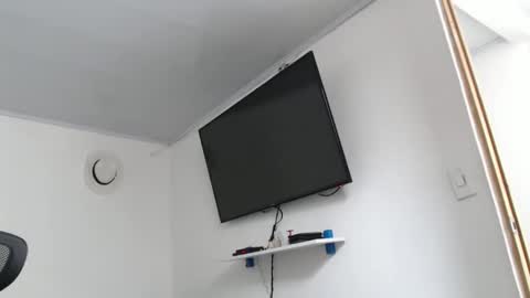 Snapshot of juanboytw chatting on 11-07-25, 07:14 juanboytw online show from 11-07-25, 07:14