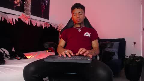 juancamilo66_ online show from 01-02-25, 08:02