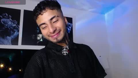 juancamilo66_ online show from 02-10-25, 04:08