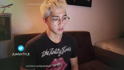 Snapshot of juancamroom chatting on 02-12-26, 06:52 . online show from 02-12-26, 06:52