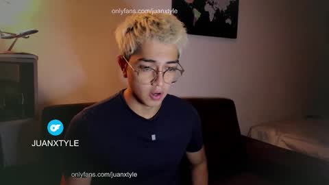 Snapshot of juancamroom chatting on 02-14-26, 06:59 . online show from 02-14-26, 06:59