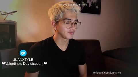 Snapshot of juancamroom chatting on 02-17-26, 04:57 . online show from 02-17-26, 04:57