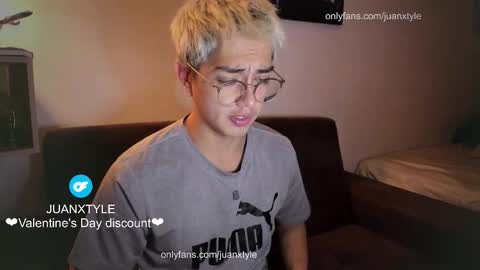 Snapshot of juancamroom chatting on 02-19-26, 07:43 . online show from 02-19-26, 07:43