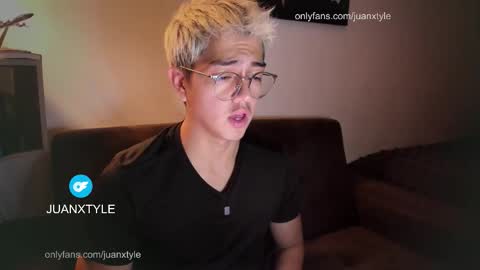 Snapshot of juancamroom chatting on 02-25-26, 05:28 . online show from 02-25-26, 05:28