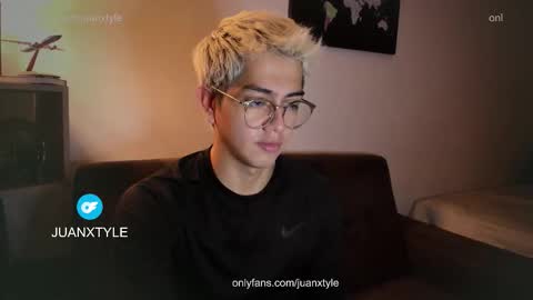 Snapshot of juancamroom chatting on 02-28-26, 03:18 . online show from 02-28-26, 03:18