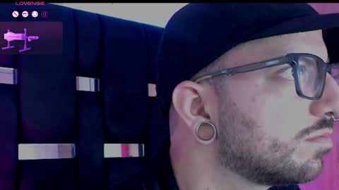 Snapshot of juanchis080 chatting on 03-23-26, 02:26 Andres online show from 03-23-26, 02:26