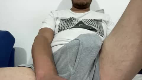 juandavergax42 online show from 02-01-26, 04:44