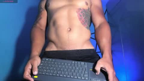 Snapshot of juande_24 chatting on 05-27-26, 07:00 independent model online show from 05-27-26, 07:00