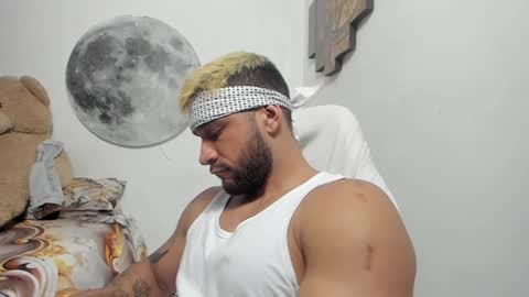 Snapshot of juanes_aristi chatting on 03-15-26, 11:11 Juanes online show from 03-15-26, 11:11