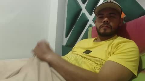 juanfe_style online show from 10-13-25, 05:51