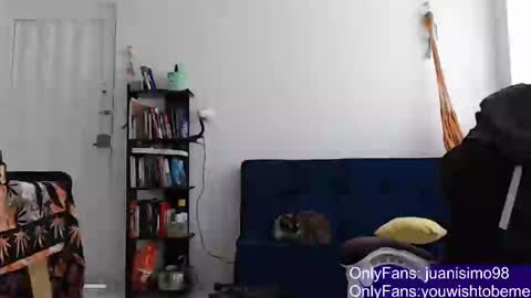 Snapshot of juanisimo_ chatting on 12-11-24, 03:58 JUANISIMO online show from 12-11-24, 03:58